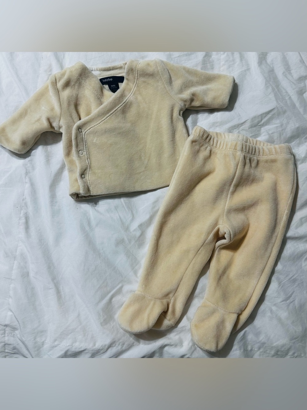 GAP Cream Fleece Wrap Top and Footed Pants Set
